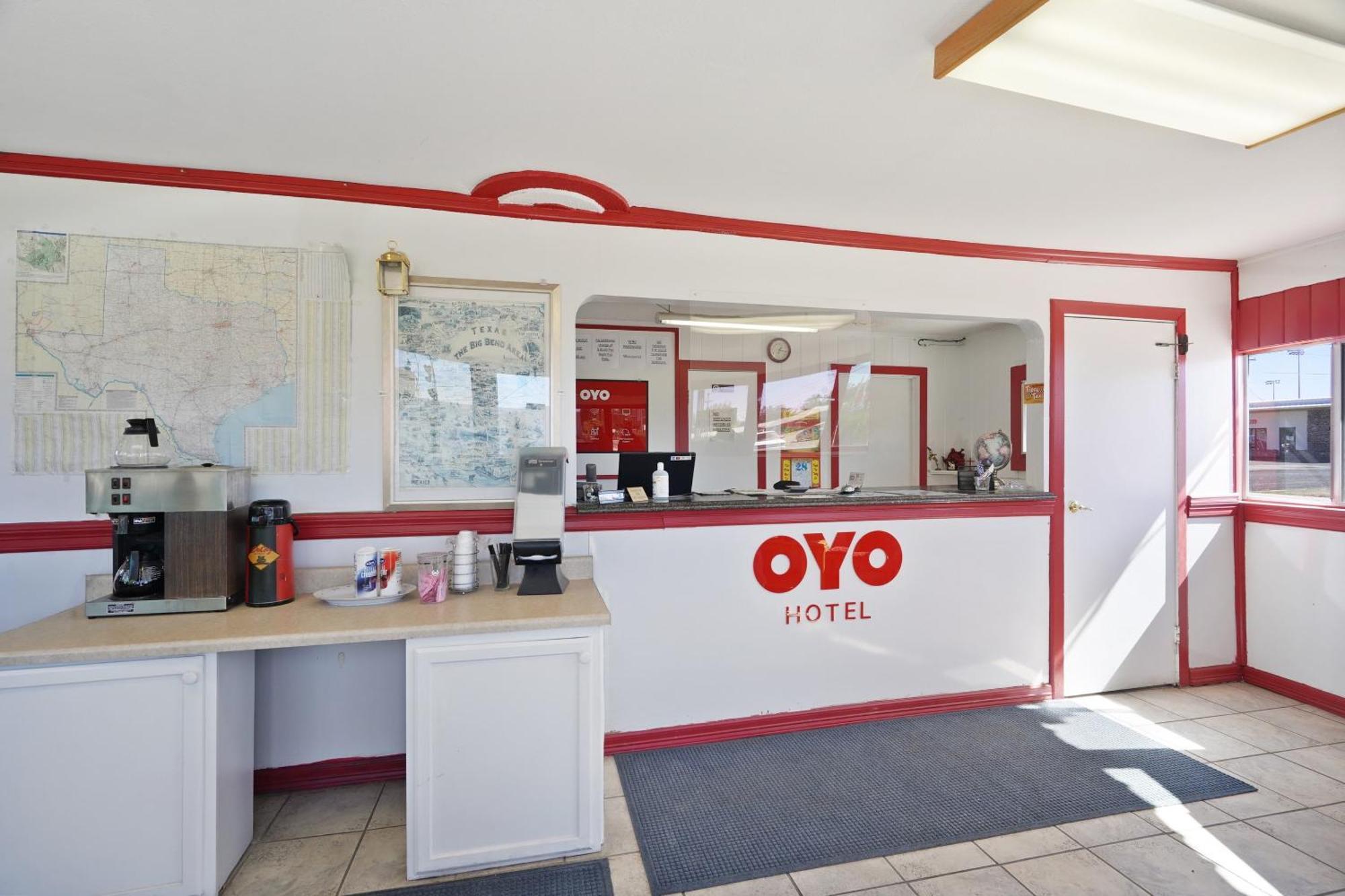 Отель Oyo Alpine Tx Near Big Bend National Park Экстерьер фото